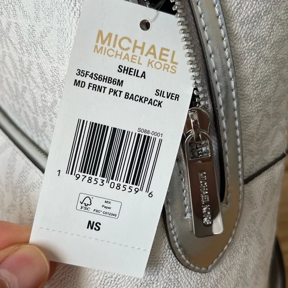 🌼Michael Kors Sheila medium front pocket backpack - Picture 7 of 14